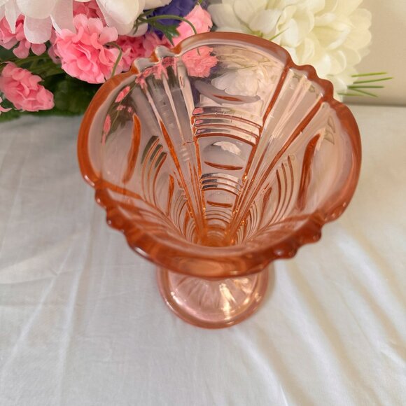 Vintage‎ Richard Walther Pink Art Deco Glass Vase Fluted Geometric Pressed Glass - Picture 5 of 6